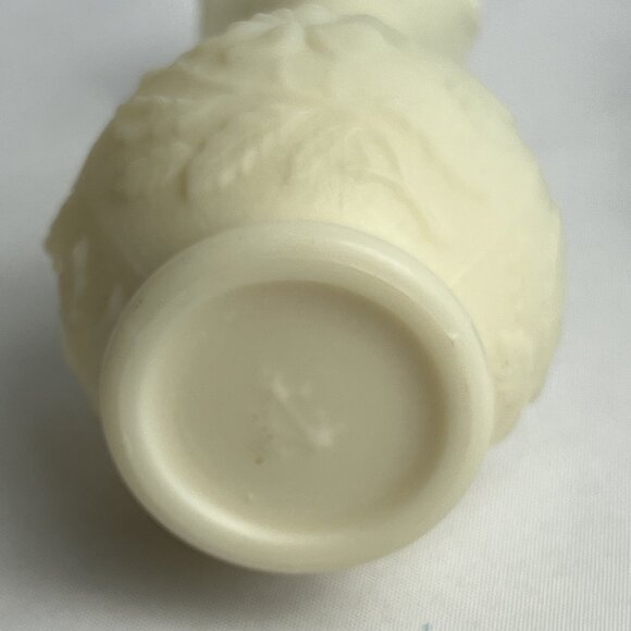 Imperial Satin Glass Vase Vintage Embossed Floral Design Ruffled Rim 9” - Picture 6 of 10